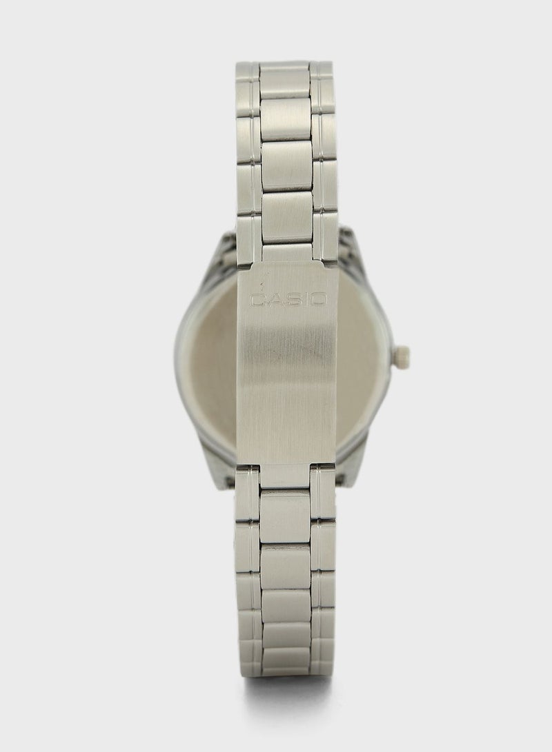 CASIO Analogue Watch - Image 4