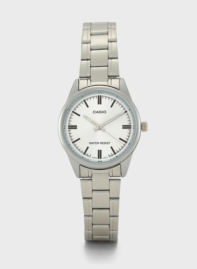 CASIO Analogue Watch - Image 1
