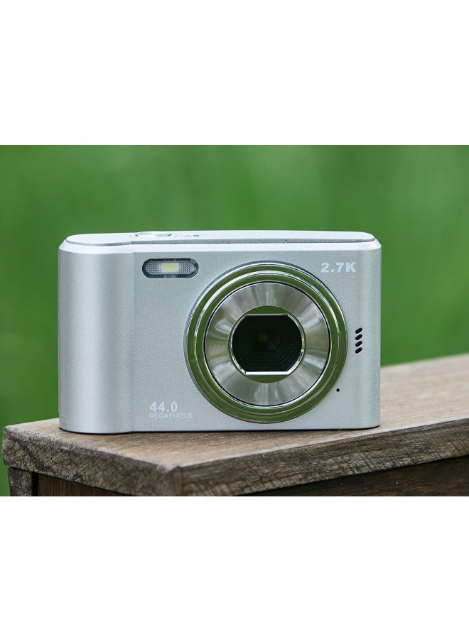 Generic Retro Digital Old-fashioned HD Inch Small Camera Mini Camera Student SLR Ccd Multi-function Camera-Body Color:Silver  - Image 1
