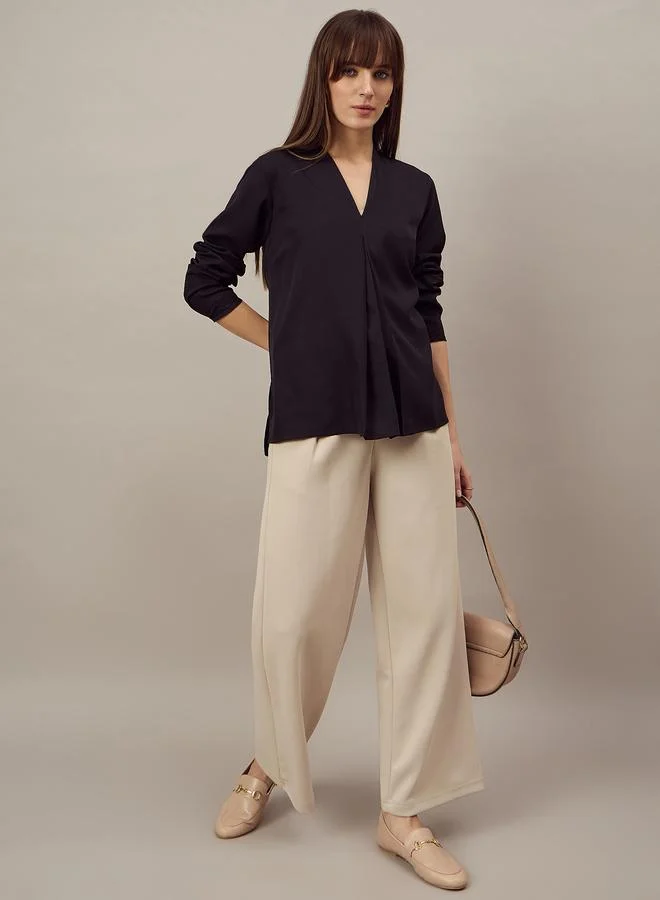 Kuwarii Black Relaxed Fit Top with Fold Pleat