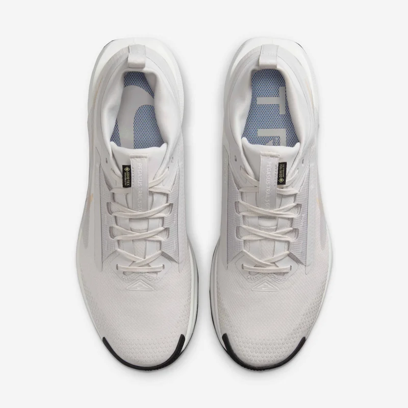 Nike Grey Men's Pegasus Trail 5 GORE-TEX Waterproof Trail-Running Shoes for Men | Best Price UAE