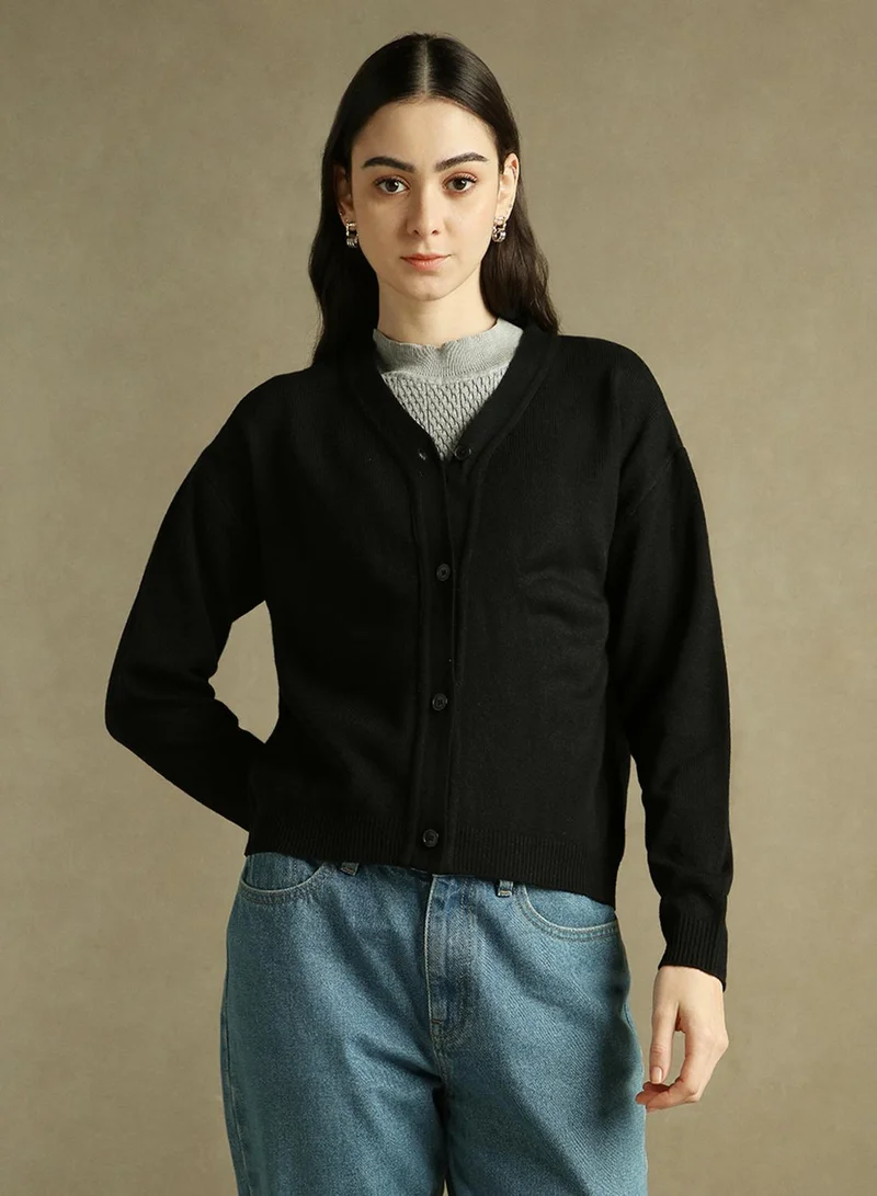 دينيس لينغو Women's Black 100% Acrylic Solid Regular Fit Sweater