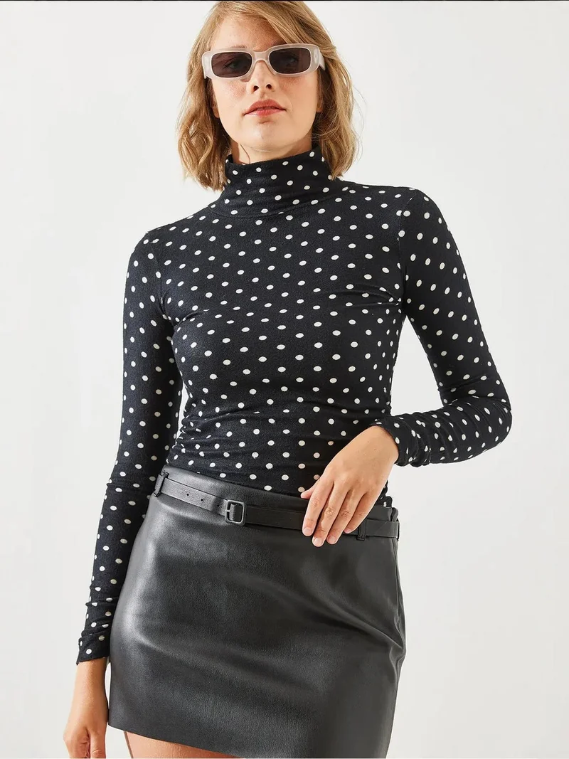 LUCCI Turtleneck Spotted Ruched Blouse