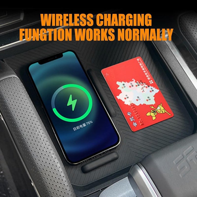 Zuooiec Center Console Wireless Charging Mat for Jetour T1 2025 2026, Carbon Fiber Pattern Wireless Charging Silica Gel Mat Decoration Interior Car Accessories - Image 4