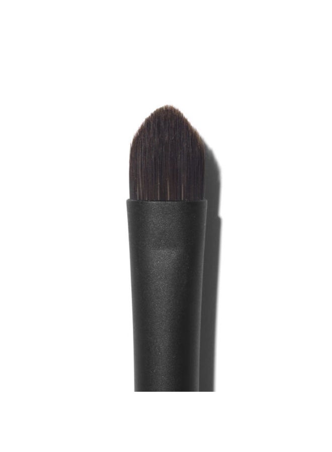 Space NK Brush 303 - Lipstick and Concealer - Image 3