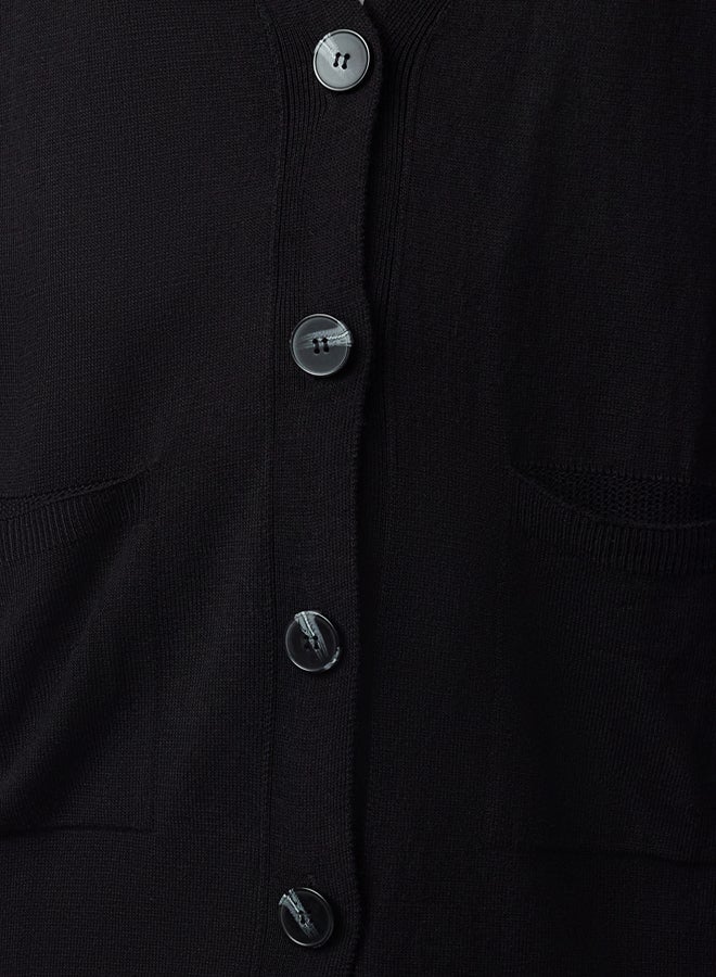 trendyol Black V-Neck Buttoned Pocket Detail Long Knitwear Cardigan - Image 4