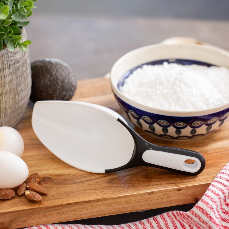 Chef Craft Select Plastic Scoop, 1 Cup, White - Image 3