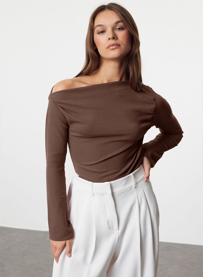 trendyol Brown Draped Boat Neck Asymmetrical Stretchy Long Sleeve Knitted Blouse - Image 1