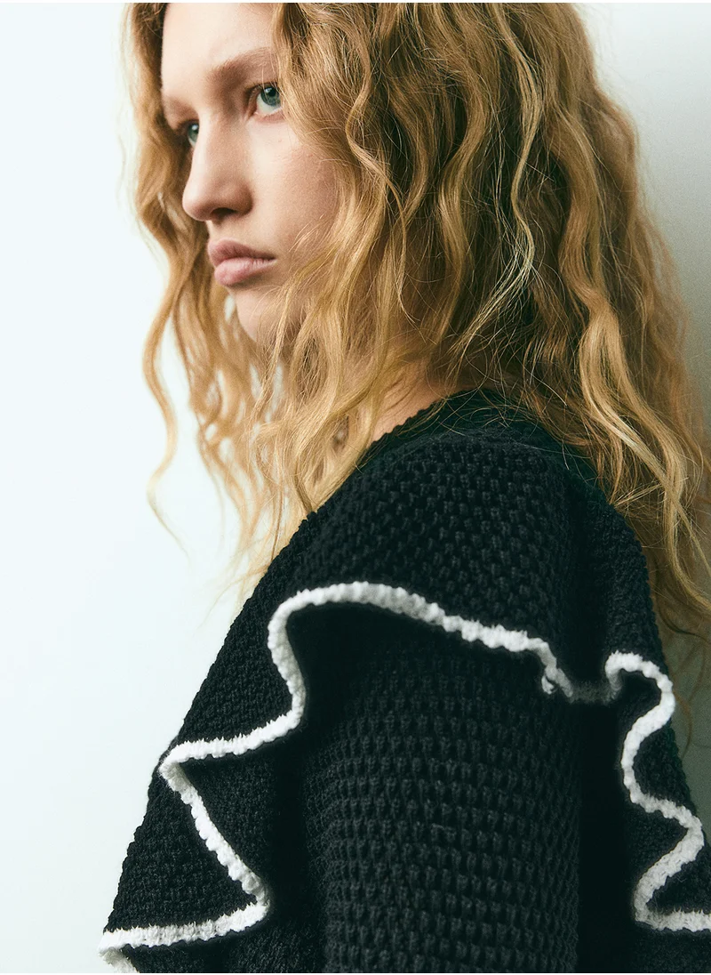 اتش اند ام Frill-Trimmed Textured-Knit Jumper