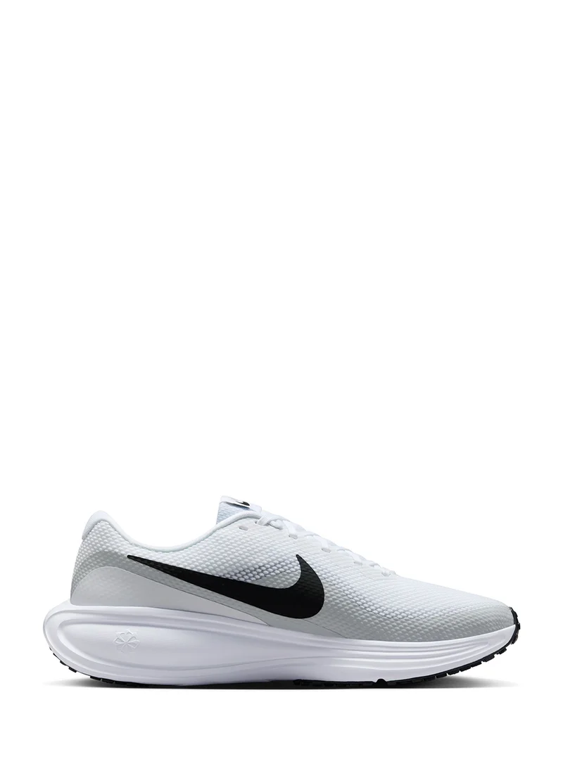 Nike Revolution 8