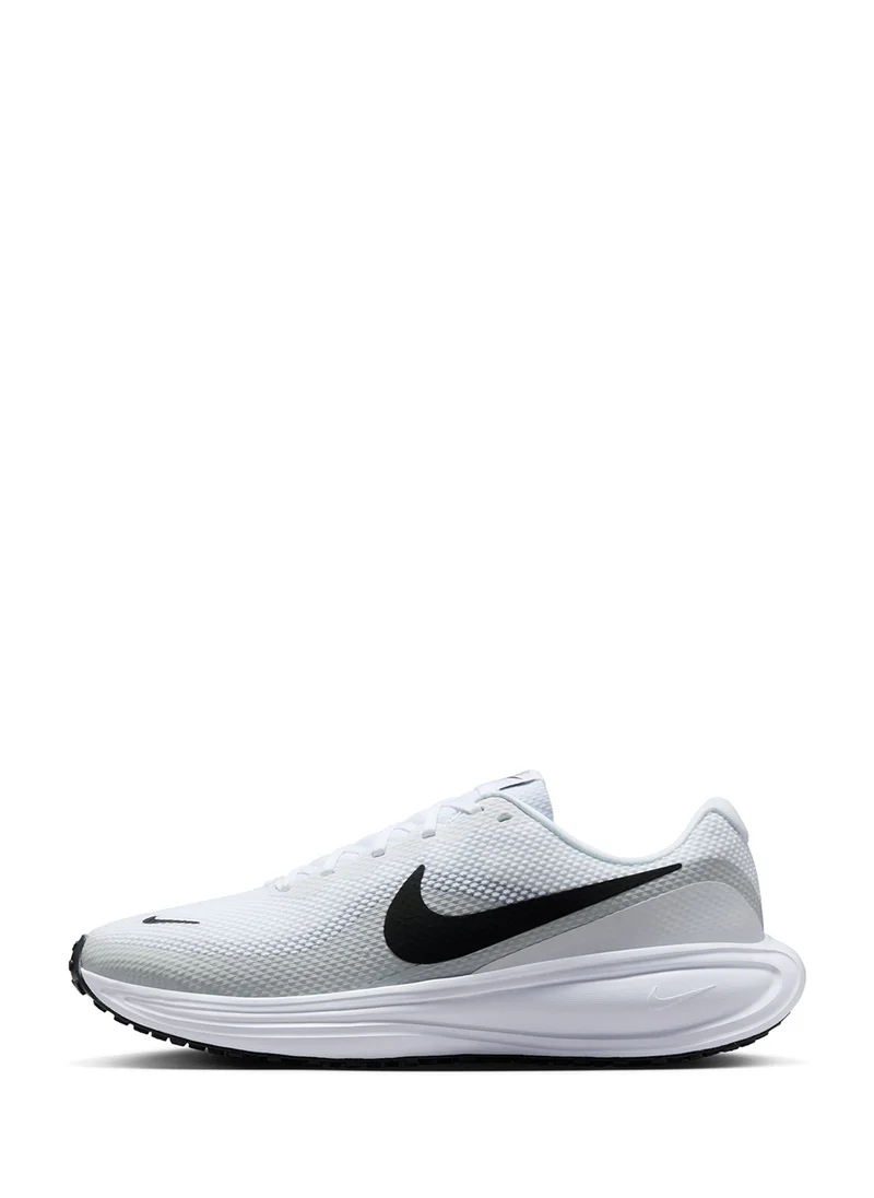 Nike Revolution 8