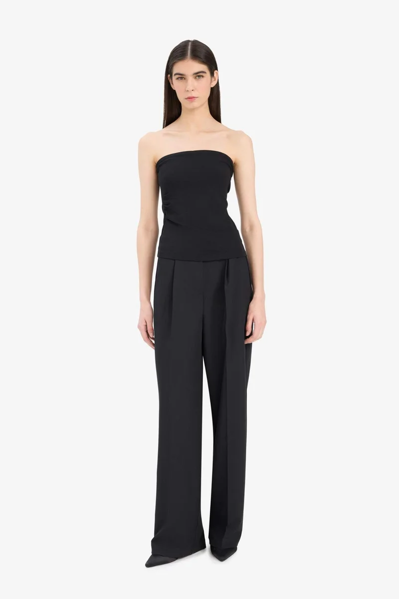 ديفاكتو Slim Fit Strapless Black Blouse