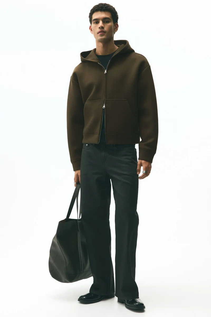 اتش اند ام هودي بسحاب بقصّة واسعة