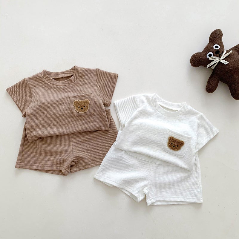 2023 Korean Style ins Childrens Summer Bear Suit Mens and Womens Short-sleeved Shorts Simple Casual Two-piece Set Yellowish Green  - Image 5