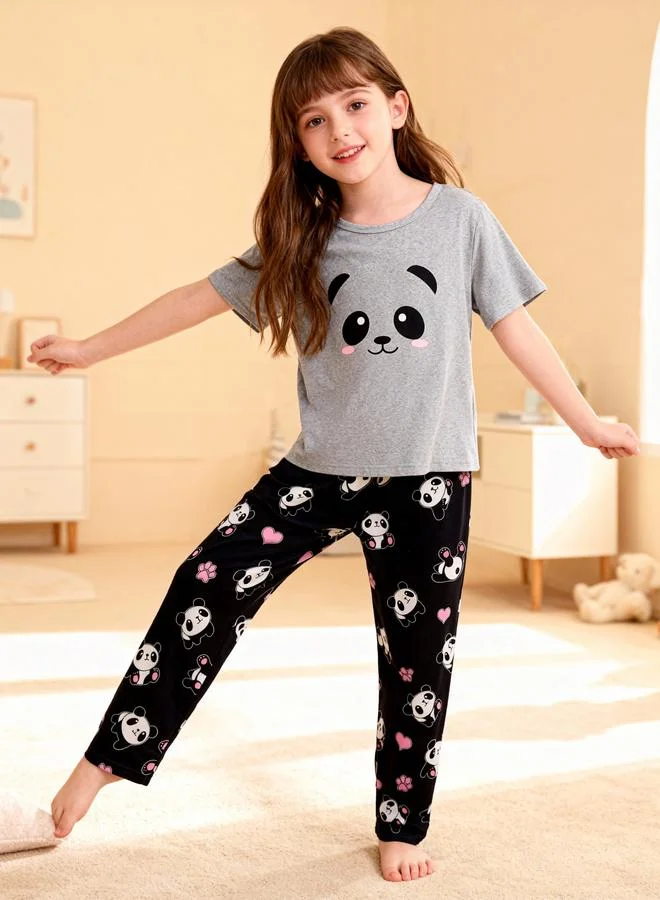 تايك تو مجموعة من بيجاما مطبوعة وتيشيرت بطبعة باندا