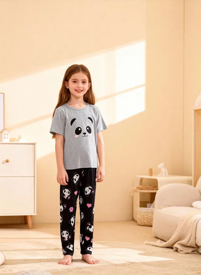 تايك تو مجموعة من بيجاما مطبوعة وتيشيرت بطبعة باندا