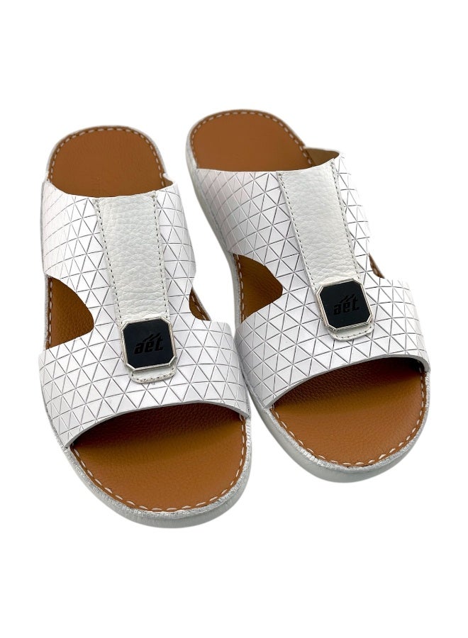 إيت شبشب AET للرجال | شبشب رجالي يومي | شبشب رجالي من جلد البقر العربي بالكامل بنقشة عربية وإبزيم | نعل داخلي بني | صندل عربي خارجي | مريح وخفيف الوزن - Image 1