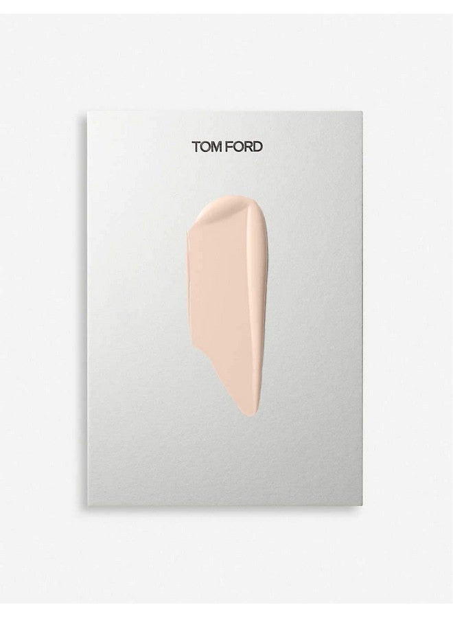 TOM FORD أساس الإضاءة والظل بريق ناعم 0.1 كاميوا 1 أونصة 30 مل - Image 2