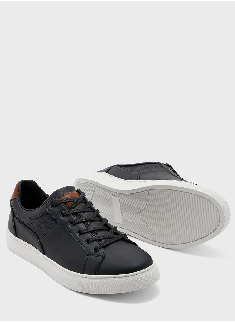 Robert Wood Essential Casual Sneakers