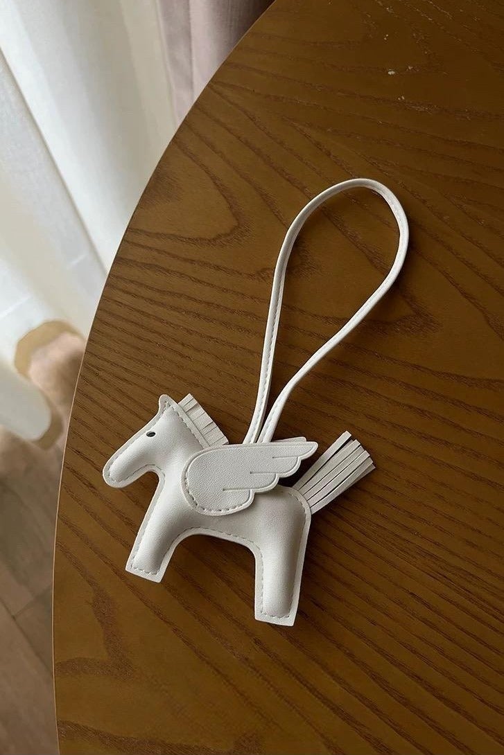 Pony bag pendant, car keychain, car hanging decoration, backpack, backpack - Image 4
