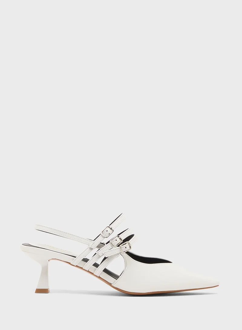 ترافل من نمشي Low Heel Pumps With Sling Back Strap