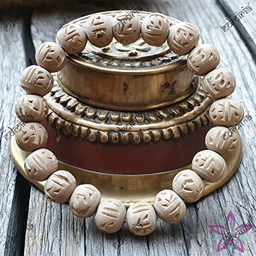 EDMIRIA Holy White Tulsi Round Raw Rough Beads Radha Krishna Sita Ram Engraved Yoga Meditation Stretchable Bracelet for Men & Women (Round Radha Engraved Bead) - Image 4
