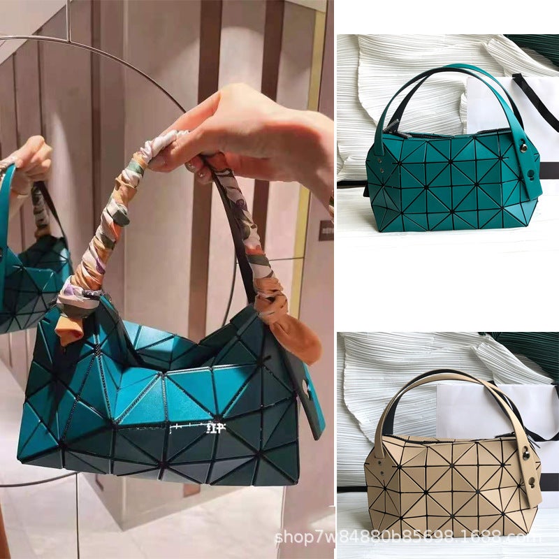 Japanese Original Geometric Quilted Versatile Boston Dumpling Shoulder Handbag Business Women'S Dumpling Bag - Image 2