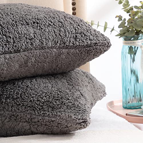 Reafort Ultra Soft Sherpa Pillowcases Set of 2 – Fluffy Cozy Fleece Standard 20" x 26", Warm Plush Covers with Smooth Zipper, Machine Washable (Charcoal Grey, 20”x26” Standard Sham) - Image 4