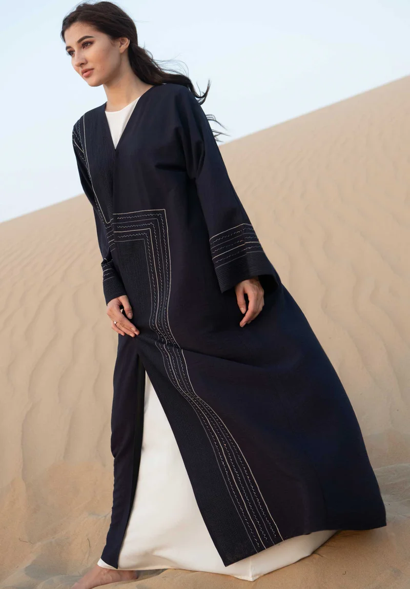 Moistreet Embroidered Open Abaya