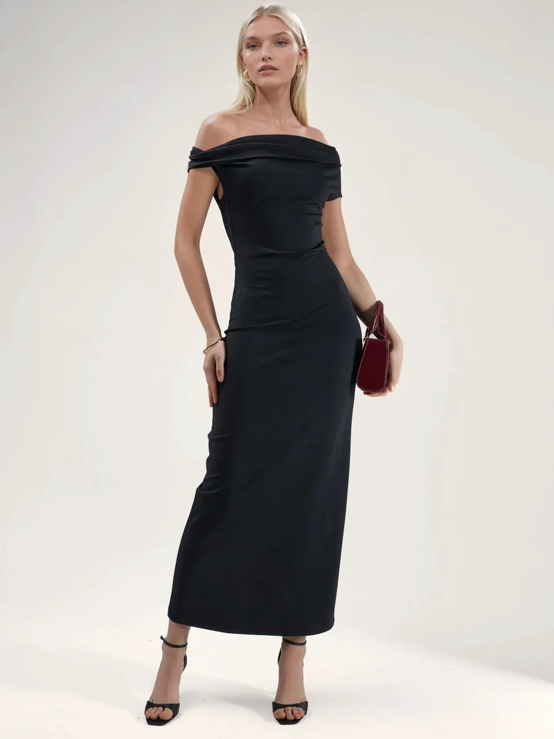 هيكاب Asymmetrical Collar Bodycon Maxi Dress