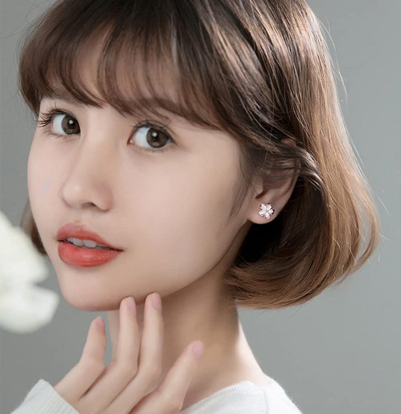 Reffeer أقراط زهور بلوميريا من الفضة الإسترلينية 925 للنساء والفتيات المراهقات (ذهب وردي) - Image 2