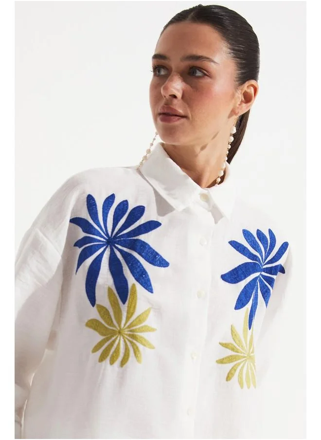 JUNE June Loose Fit Embroidery Detailed Shirt White