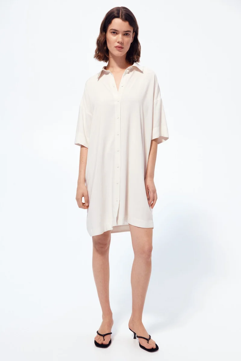 اتش اند ام فستان بتصميم قميص ماما لفترة الحمل وما بعدها