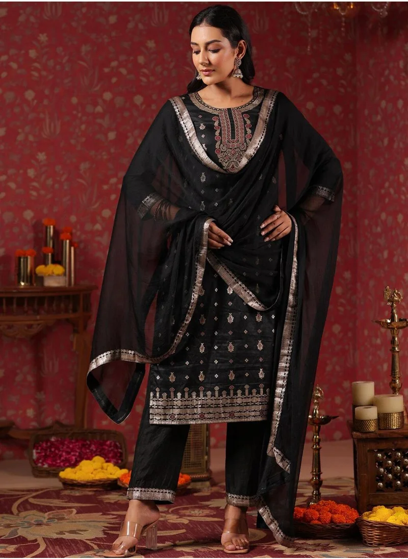 ISHIN Regular Fit Embellished Pattern Round Neck Neck Three-Quarter Sleeve Black Colour Knitted Silk Kurta Set for Women with Mid-Rise Closure - Elevate Your Fashion Game