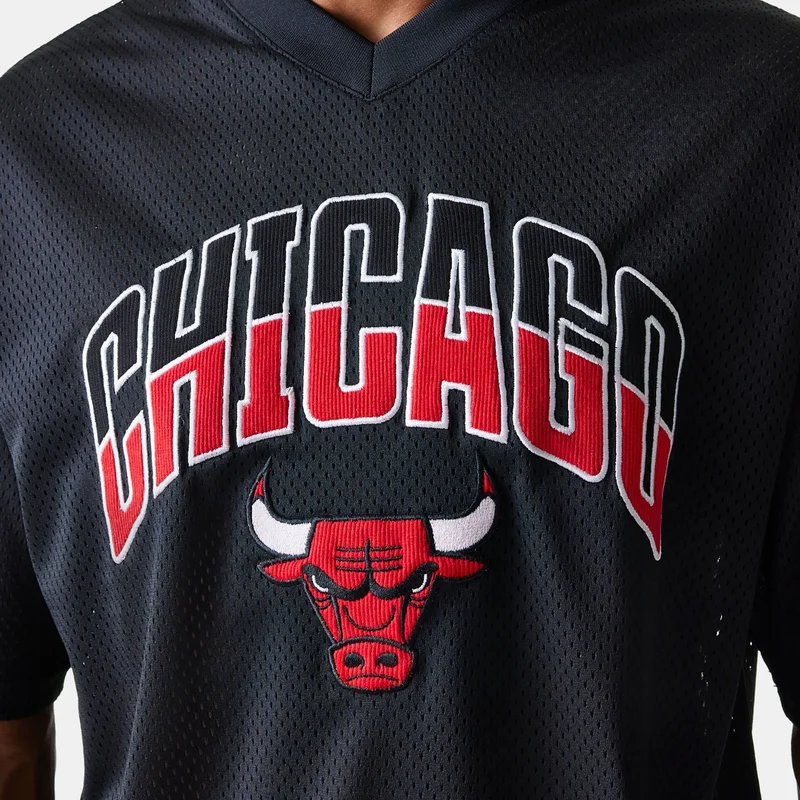 NEW ERA Black Men's NBA Chicago Bulls Arch Graphic Jersey Top for Men | Best Price UAE