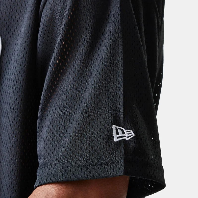 NEW ERA Black Men's NBA Chicago Bulls Arch Graphic Jersey Top for Men | Best Price UAE