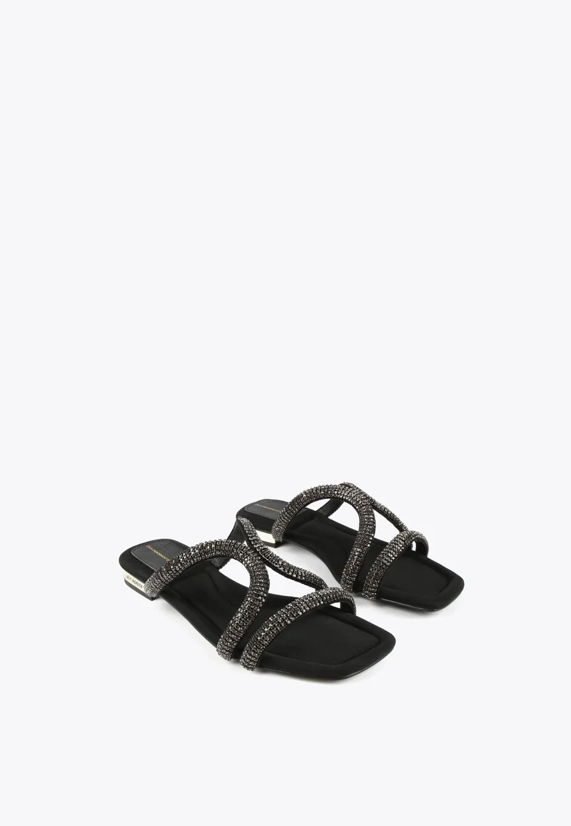 لولا كساديمونت صنادل مسطحة مرصعة بالكريستال