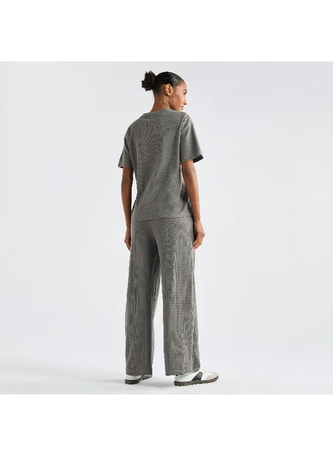 FAV Boxy Relaxed Fit And Relaxed Fit Pant