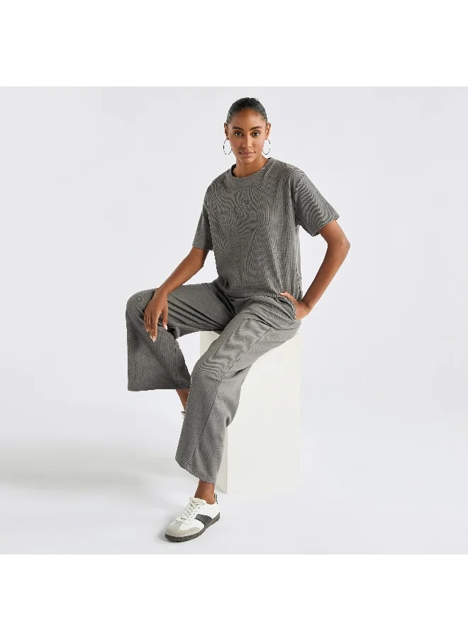 FAV Boxy Relaxed Fit And Relaxed Fit Pant