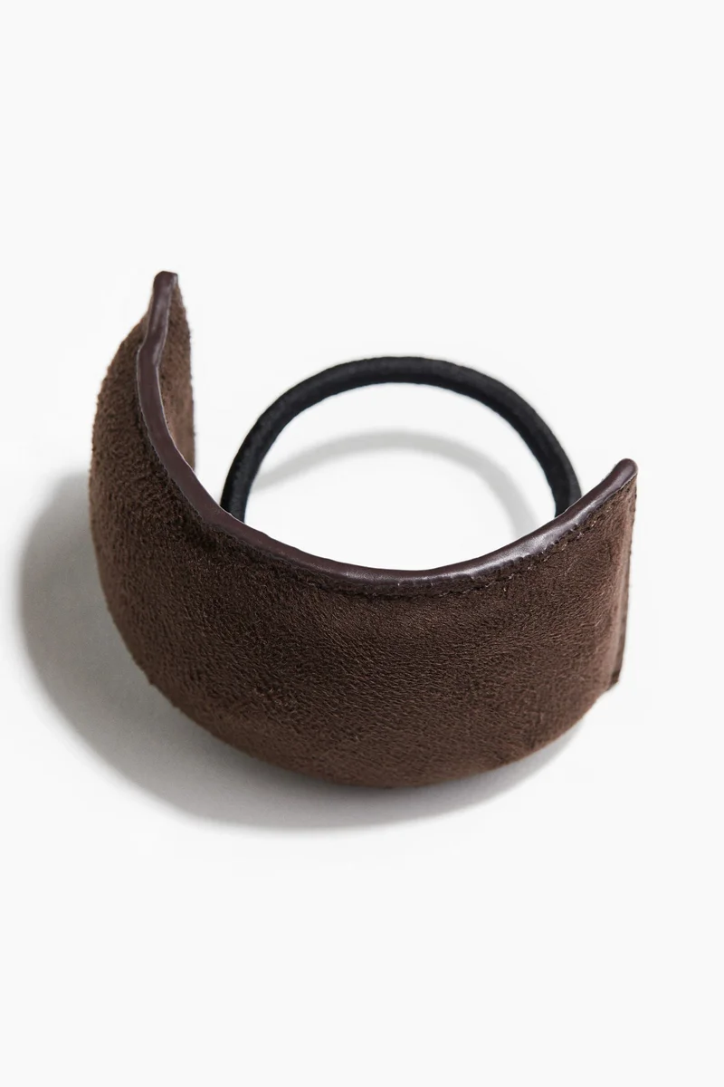 اتش اند ام ربطة شعر مُطرزة