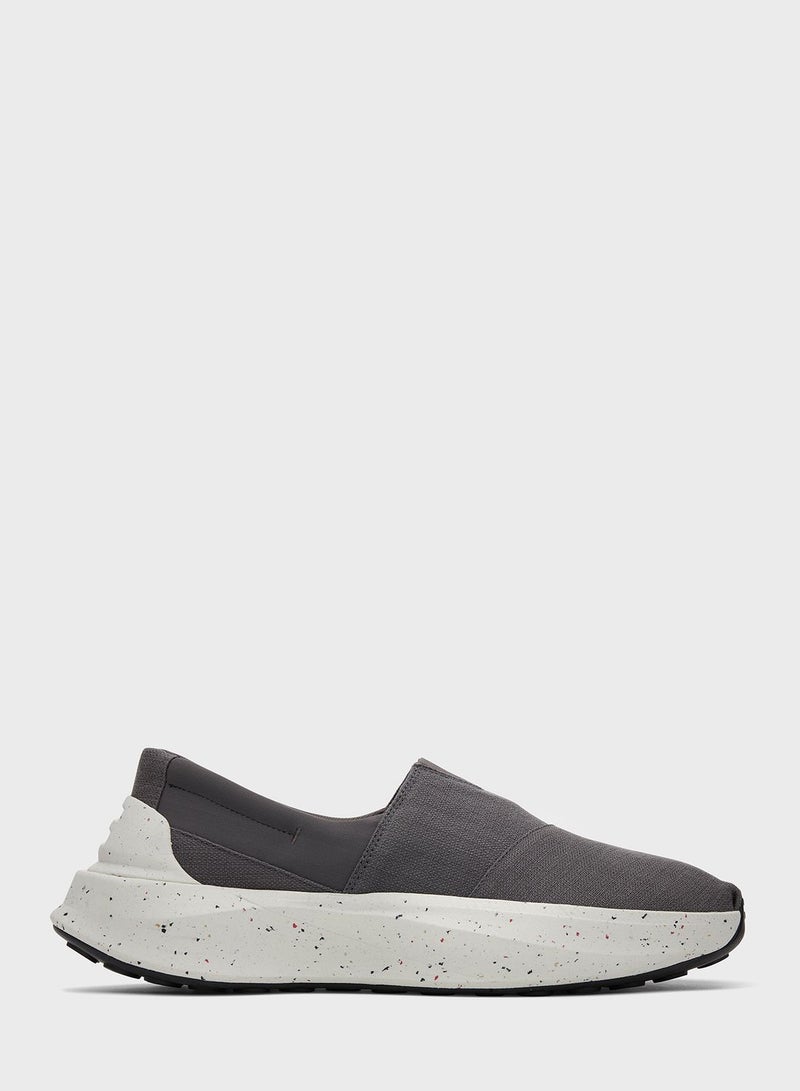 TOMS Low Top Sneakers - Image 1