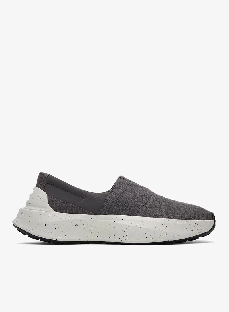 TOMS Low Top Sneakers