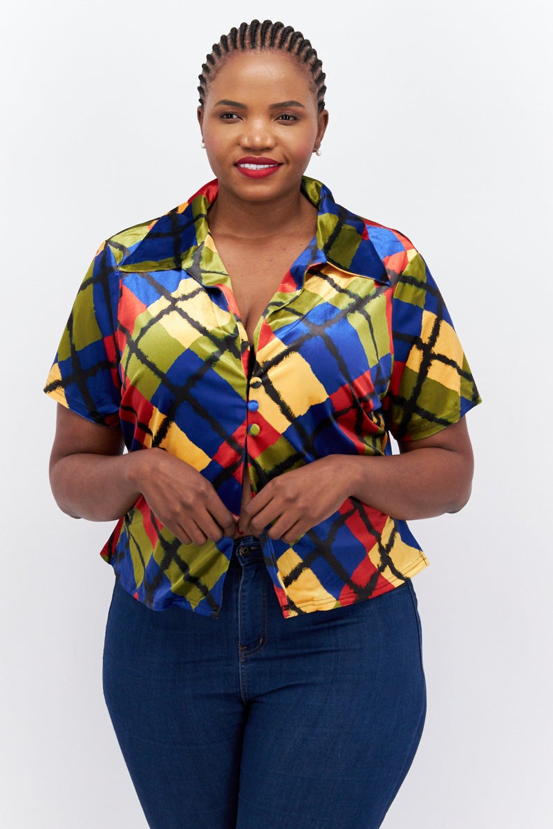 Labelrail x Franceska Perks Women Curvy Fit Pointed Collar Short Sleeve Shirt, Multicolor - Image 1