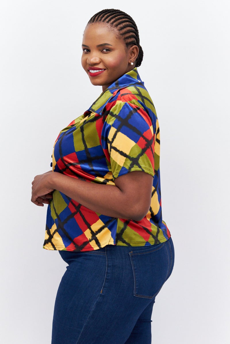 Labelrail x Franceska Perks Women Curvy Fit Pointed Collar Short Sleeve Shirt, Multicolor - Image 2