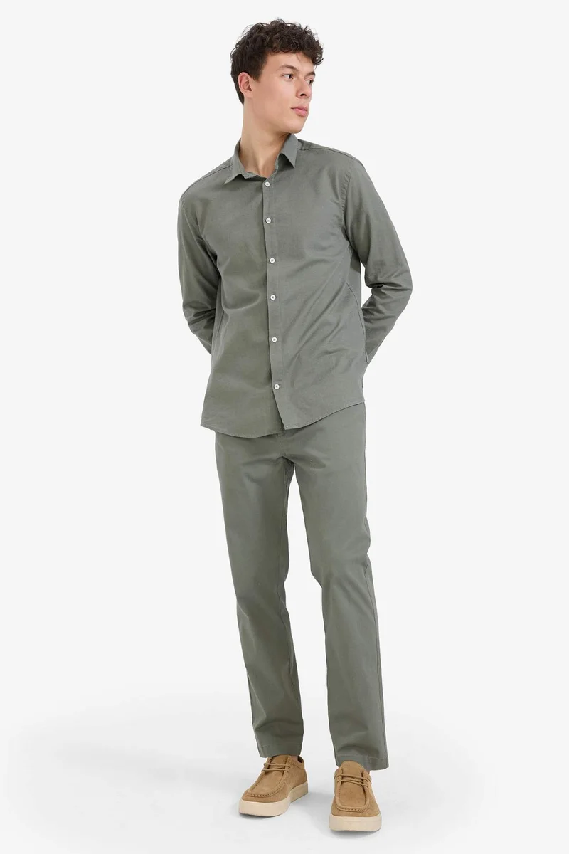 ديفاكتو Regular Fit Pocketed Straight Leg Chino Pants