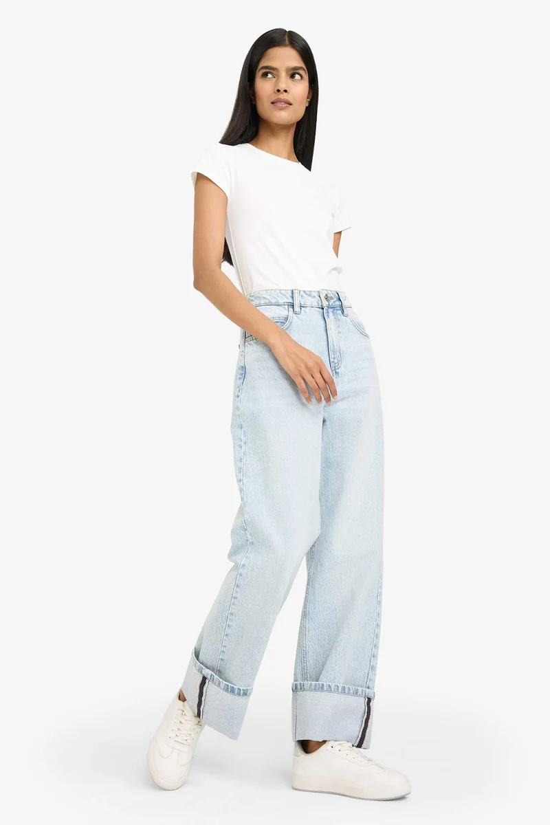 ديفاكتو Relax Fit Regular Hem Jeans