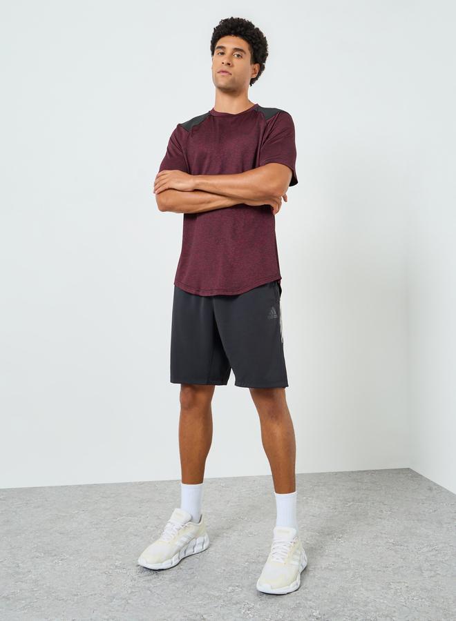 ستايلي اكتيف تيشيرت تدريب بحافة سكوب وأكتاف متباينة - Image 2