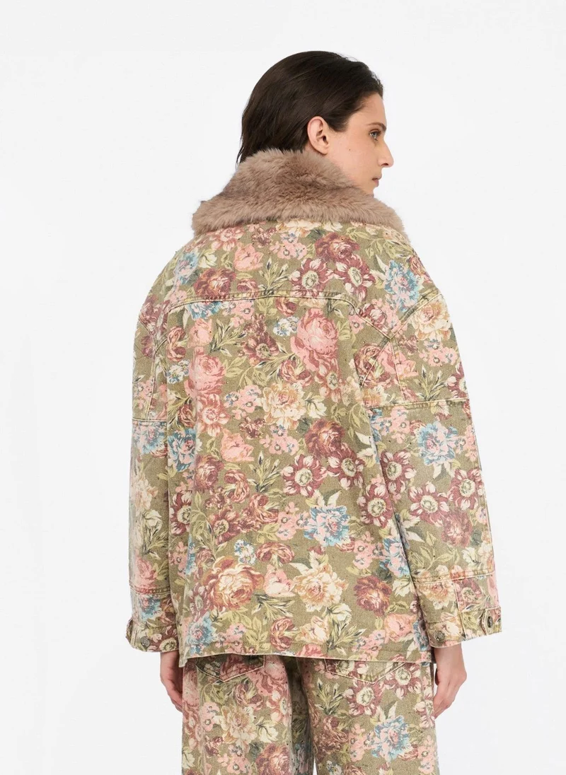 ليو جو جاكيت فرو صناعي بياقة