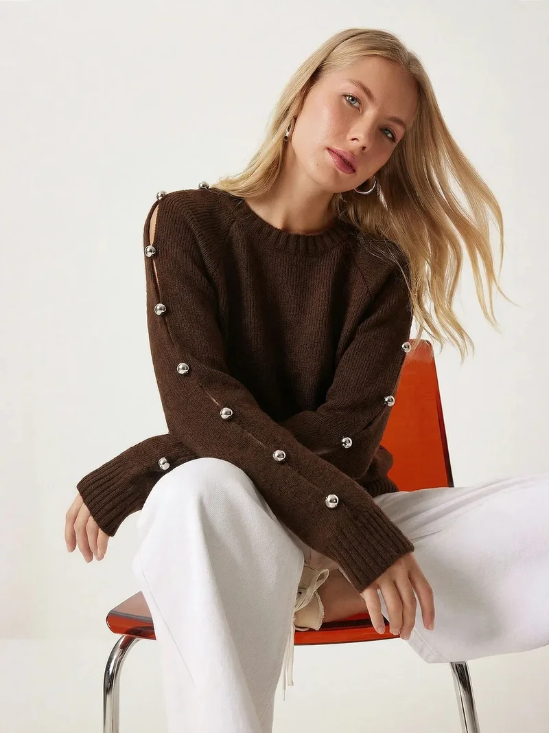 السعادة في إسطنبول ISTANBUL Crew Neck Cut Out Knit Sweater
