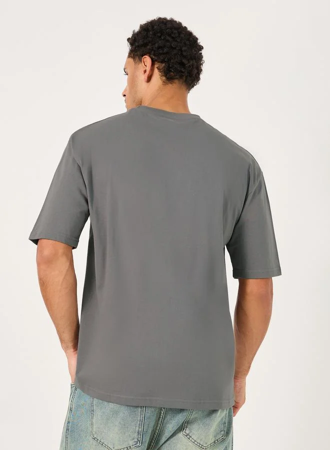 Styli Styli Minimal Chest Sticker Print Oversized T-Shirt
